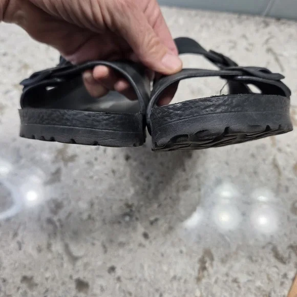 Woman's Birkenstock Arizona Black EVA Slip-on Sandals with Buckle Size 38 - Picture 12 of 12